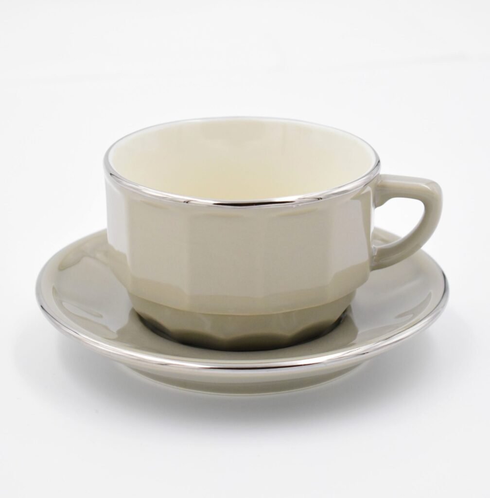 2. Wahl: Mittlere Tasse Apilco Flora, 20cl. Grau, Platinrand (ohne Untertasse)