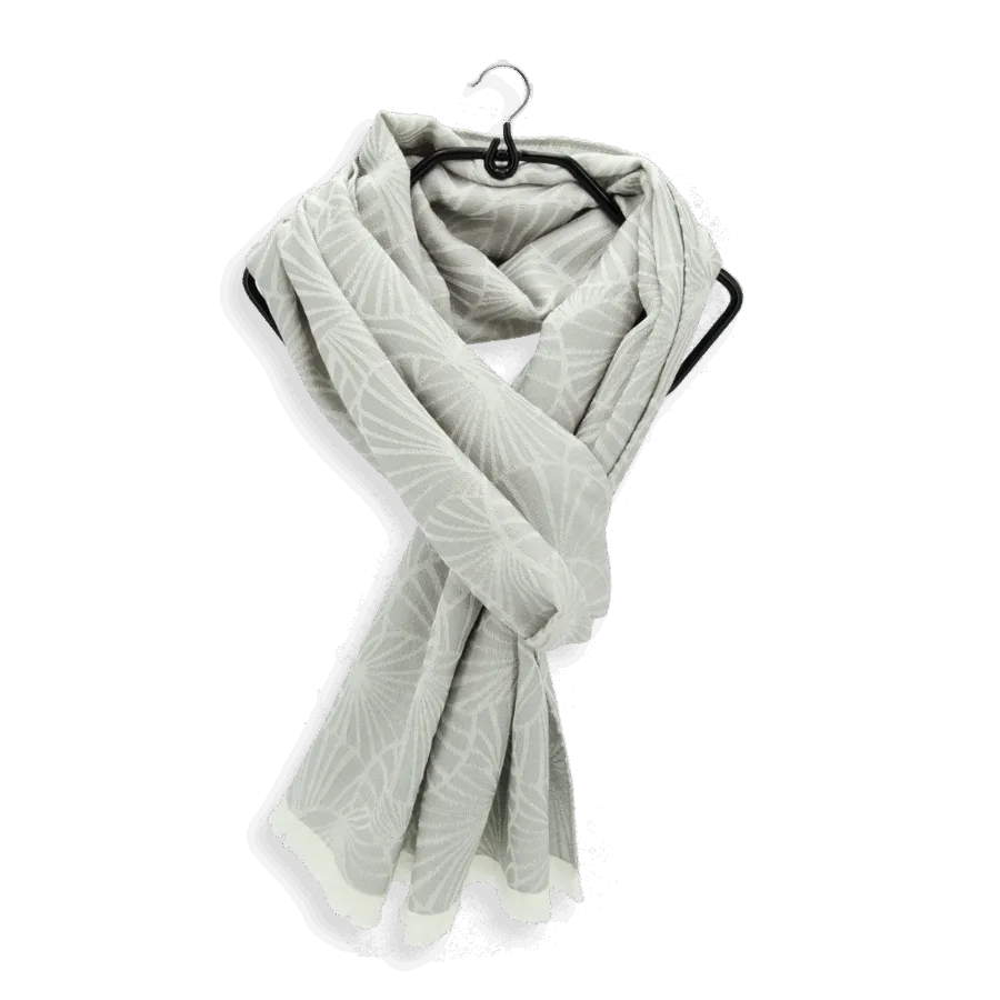 Seiden Merinoschal Damen "Seerose Perlgrau", 180 x 45 cm. LA FABRIQUE d'écharpe, 60% Merino, 40% Seide