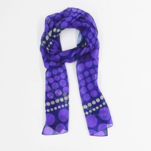 Seidenschal Damen. "Polka Dot Violet", 160 x 30 cm. LA FABRIQUE d'écharpe, 100% Seide